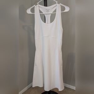 Athleta Levitate Short Summer Active Dress